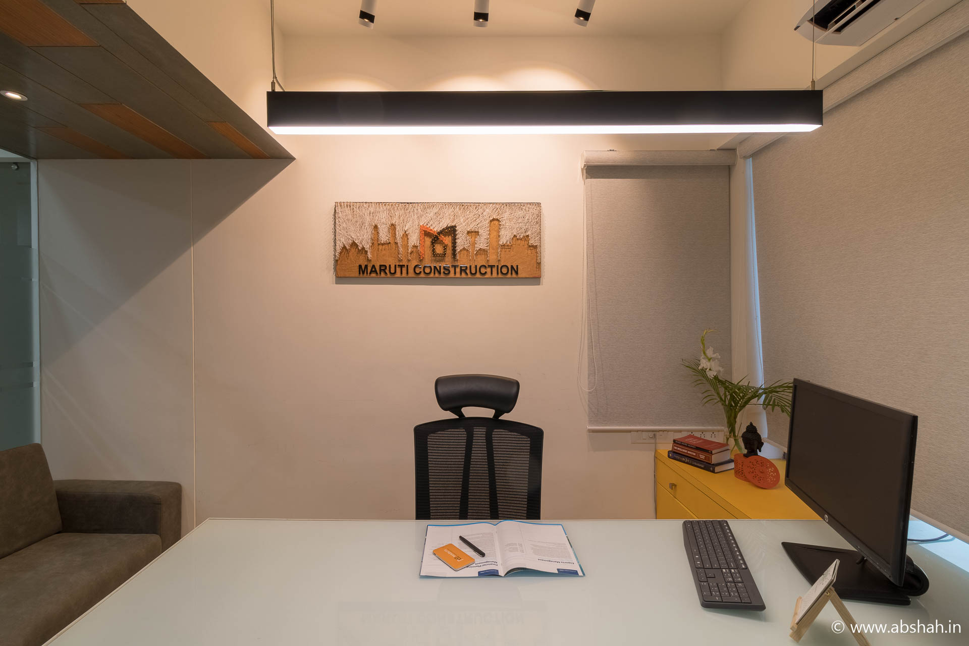Office Interior By Detales Interior Design Studio | Abhishek